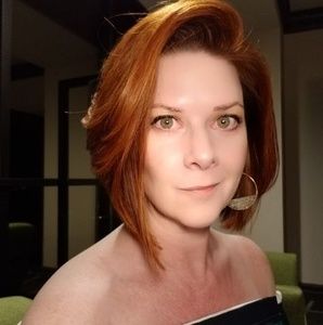 Meet your Posher, Meredith